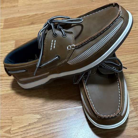 Barefoot Freedom Turquoise and White Sandals - Picture 4 of 6